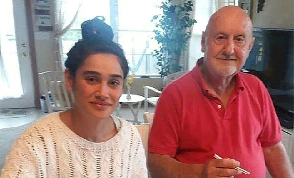 Meltem Miraloğlu resmi