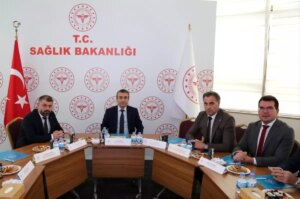 2 bolge acil saglik hizmetleri koordinasyon toplantisi erzurumda yapildi 31SBlG3x.jpg