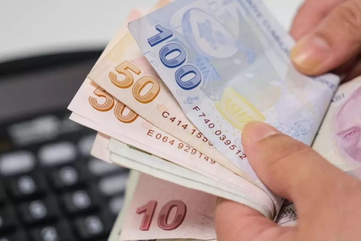 emekli ve memurun dort gozle bekledigi ocak zammi hesaplandi agp6pDTh.jpg
