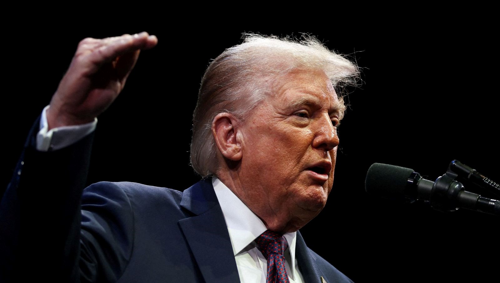 trump cin hakkinda endiselenmeyin her sey yoluna girecek bm9Suxqb.jpg